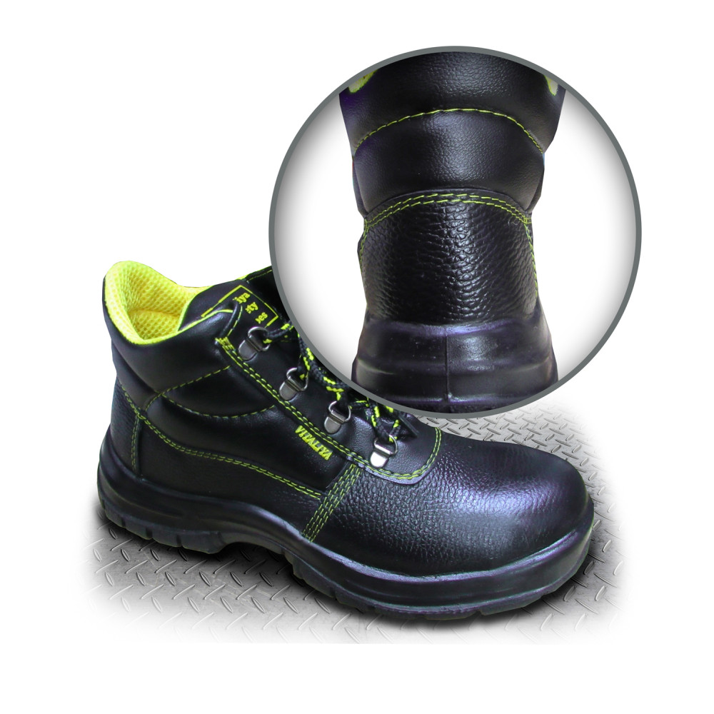 Boots insulated with PUP 550PM