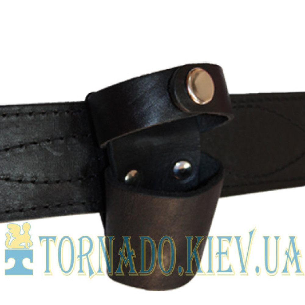Leather belt pouch under baton/flashlight narrow