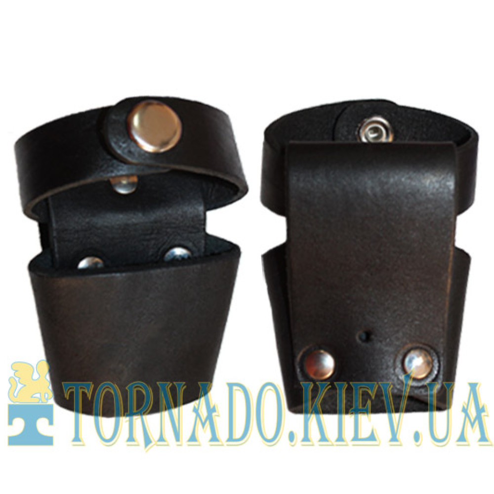 Leather belt pouch under baton/flashlight narrow