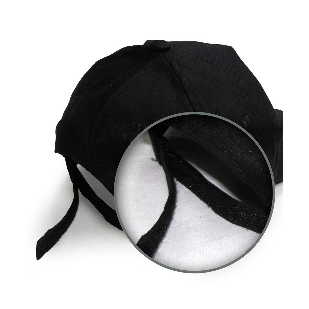 Black baseball cap