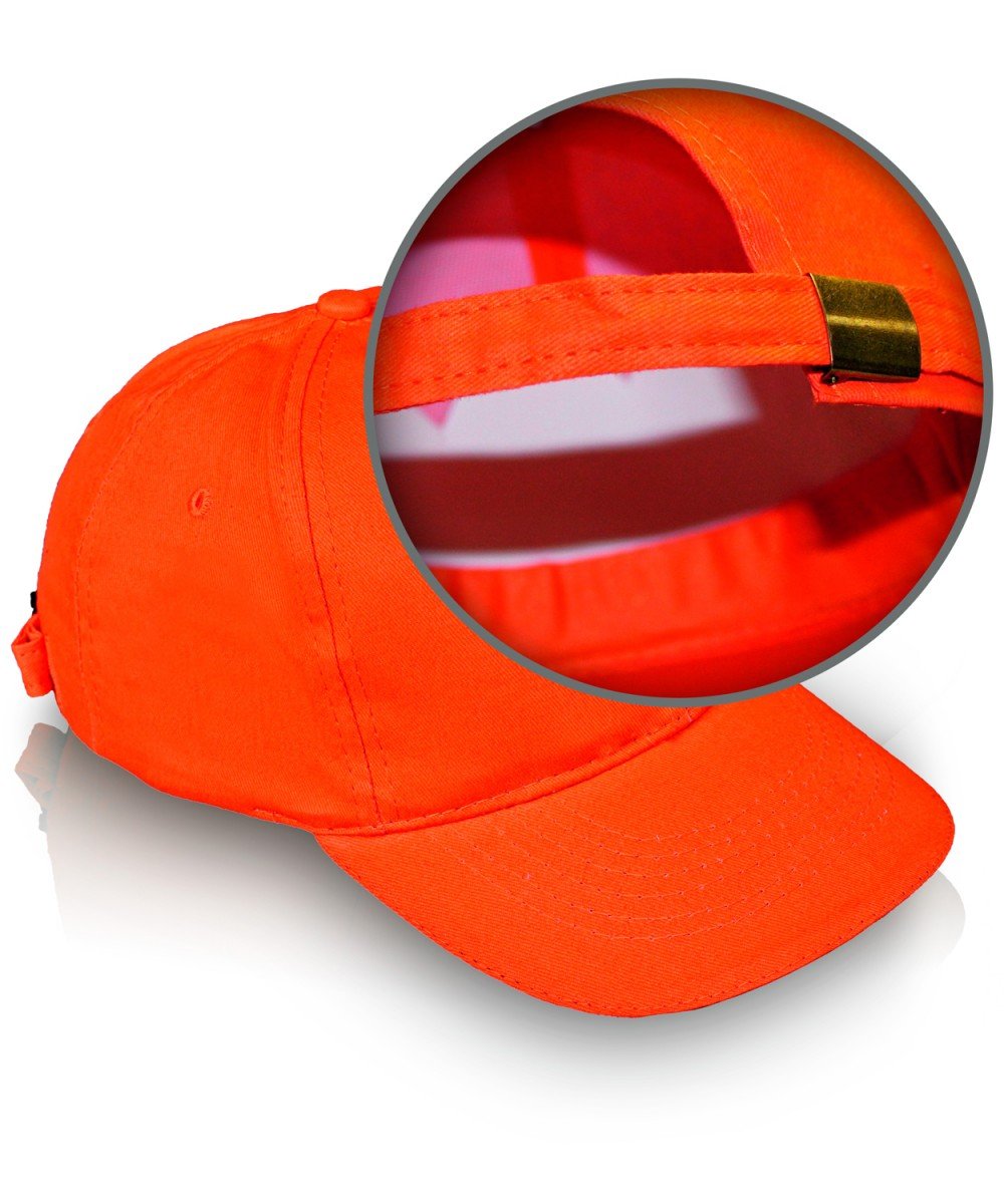 Baseball cap with edging red (please check the price with managers)