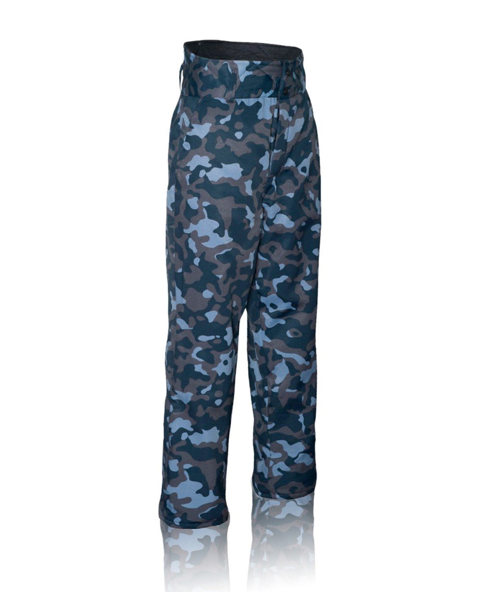 Warmed camouflaged pants 